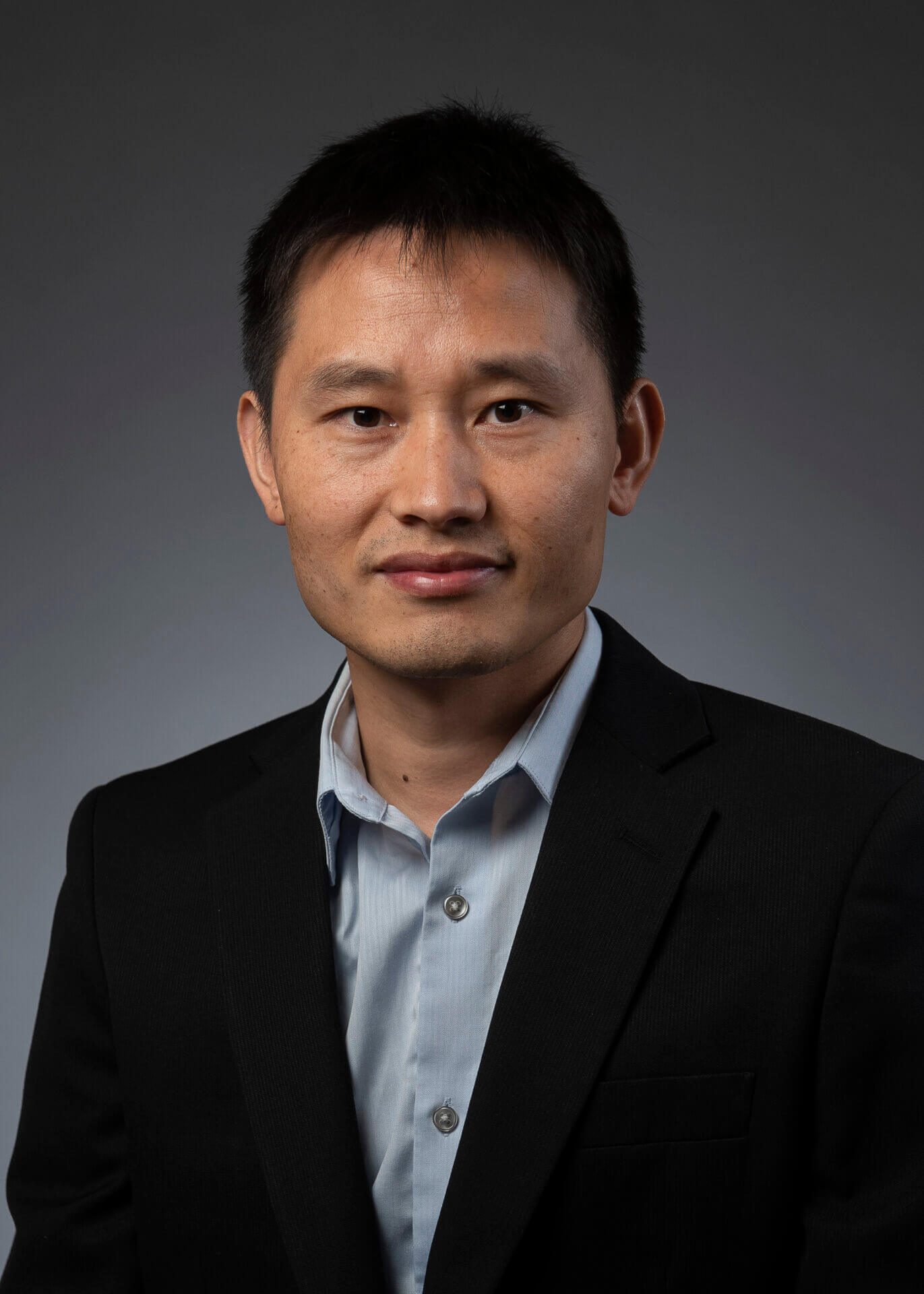 Photo of Prof. Wen Chen, University of Massachusetts Amherst.